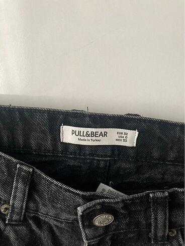 32 Beden siyah Renk Pull and bear kot pantolon