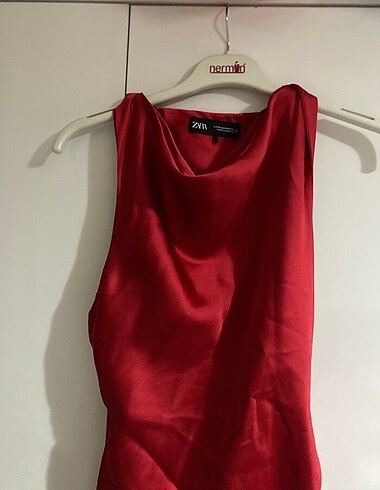 xs Beden Zara kırmızı elbise