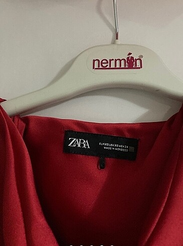 xs Beden kırmızı Renk Zara kırmızı elbise