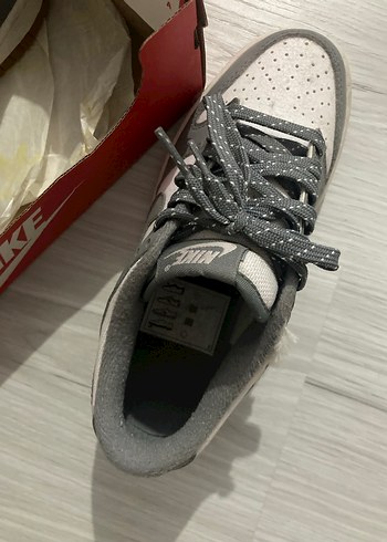 35 Beden gri Renk Nike Dunk Low retro