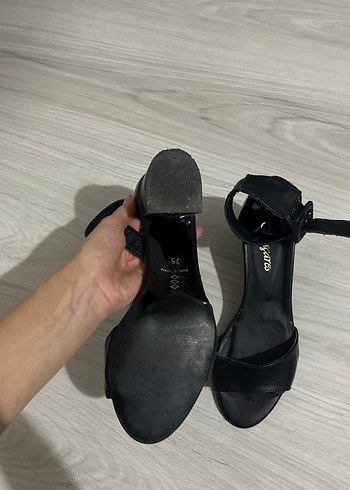 Siyah Tokalı kalı  Topuklu Kadın Ayakkabı - Görsel 4