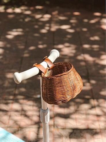 Zara Rattan Scooter Sepeti