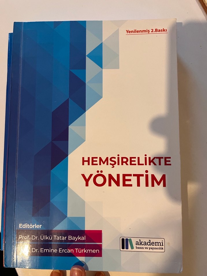 Hemşirelikte Yönetim - Yenilenmiş 2. Baskı - Görsel 2