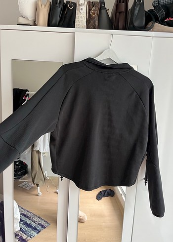 Puma Siyah Yüksek Yakalı Kadın Ceket - Görsel 2