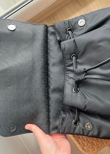 Siyah Deri Kemerli Gotik Kadın Çanta - Görsel 2