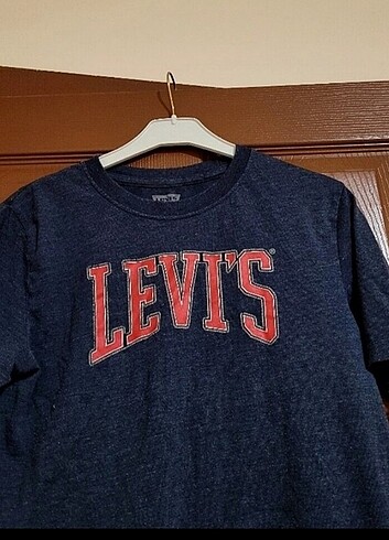 Levis Levis t shirt 