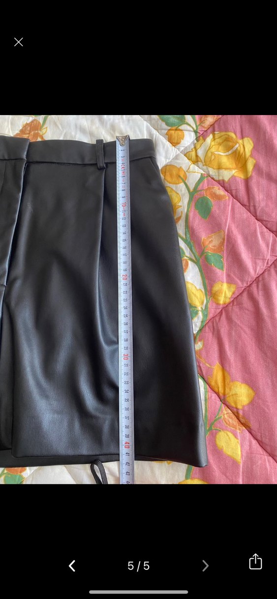 Zara Siyah Deri Mini Şort - Görsel 5