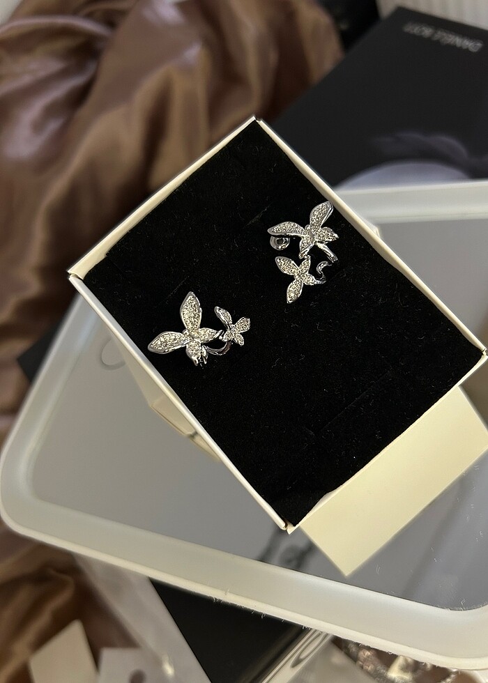 Kelebekli Küpe - Görsel 2