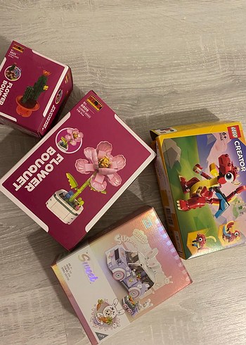 Diğer Lego Renkli Pembe Çiçek Buketi