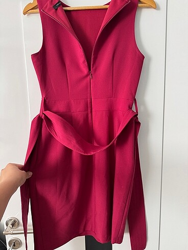 Trendyol & Milla Kırmızı mini elbise