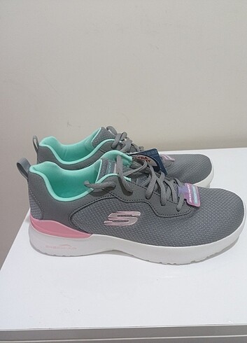 Skechers Ayakkabı