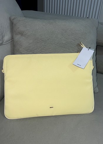 Mango Sarı Minimalist Kadın Laptop Çantası