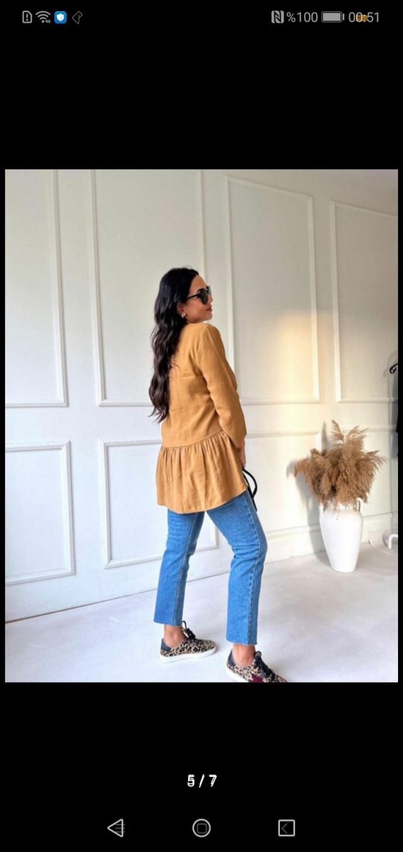 Düğmeli V Yaka Bej Keten Bluz - Görsel 5