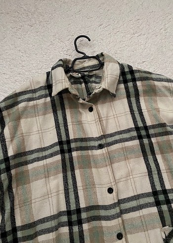 Düğmeli Bej Ekose Uzun Kollu Kadın Gömlek - Görsel 3