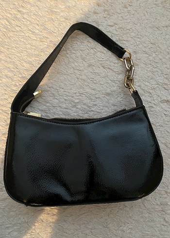 Siyah Parlak Deri Kadın Çanta - Görsel 2
