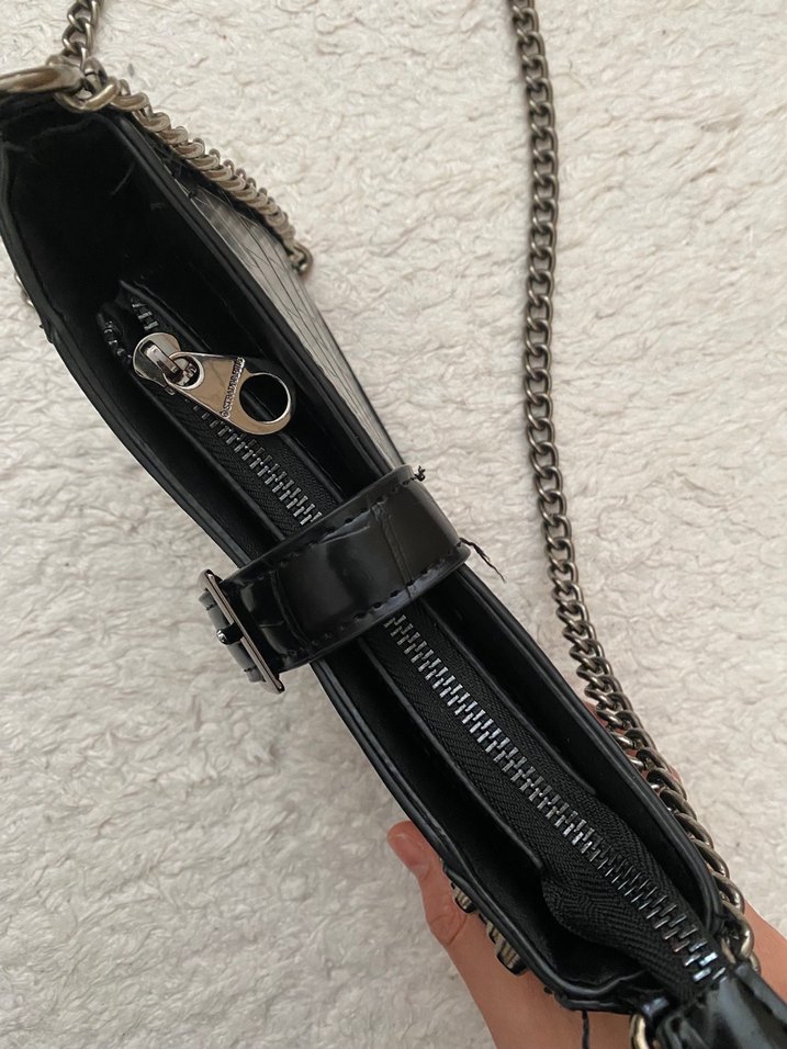 Siyah Deri Zincirli Kemerli Punk Çanta - Görsel 4