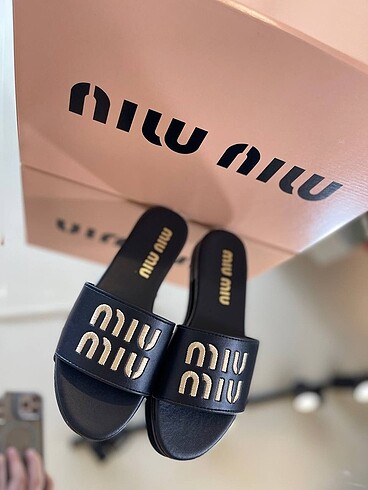 Miu Miu Miu miu terlik