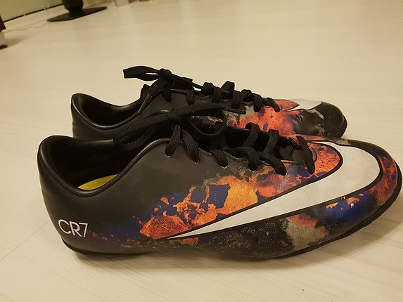 CR 7 nike