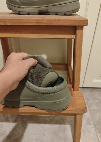 UGG bayan kışlık terlik - Görsel 2