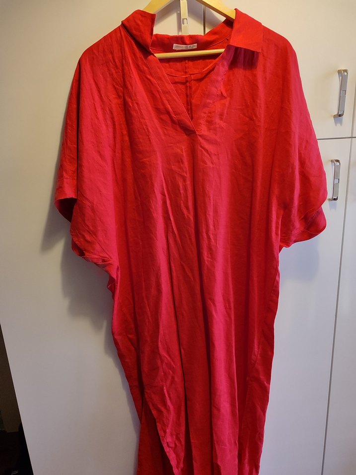 Kırmızı V Yakalı Keten elbise - Görsel 2