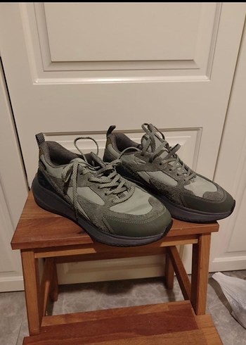 Lacoste Gri Yılan Desenli kadin  Spor Ayakkabı - Görsel 2