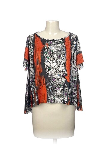 Zara Bluz %70 İndirimli.