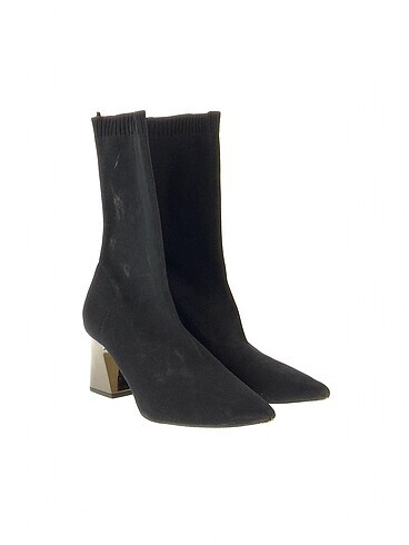 Zara Zara Bot %70 İndirimli.