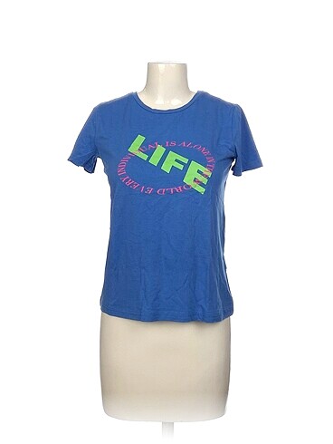 Trendyol & Milla T-shirt %70 İndirimli.