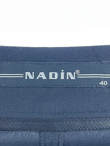 40 Beden siyah Renk Diğer Kumaş Pantolon %70 İndirimli.