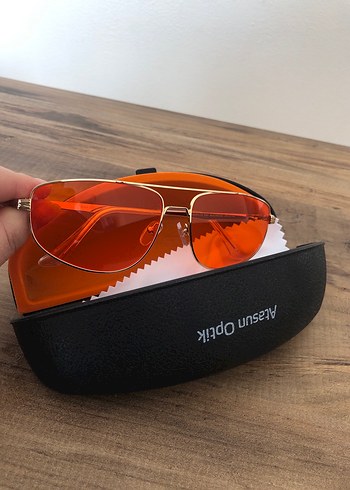 Parlak Turuncu Minimalist Kadın Güneş Gözlüğü - Görsel 3