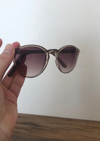 Parisian tarzında kahverengi güneş gözlüğü - Görsel 2