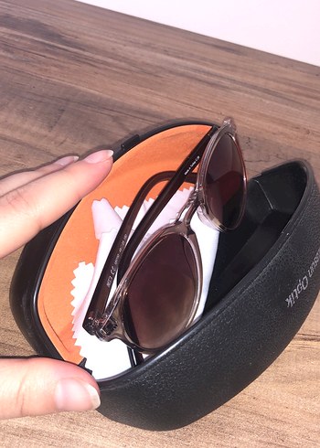 Parisian tarzında kahverengi güneş gözlüğü - Görsel 3