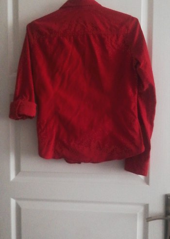 Kırmızı kadife gömlek - Görsel 4
