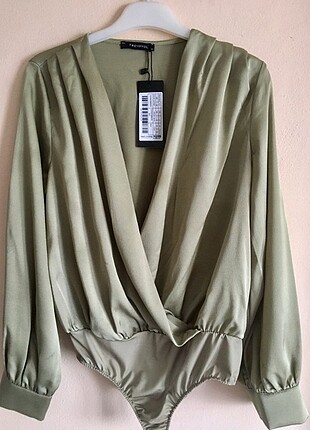Trendyolmilla mint yeşili bluz