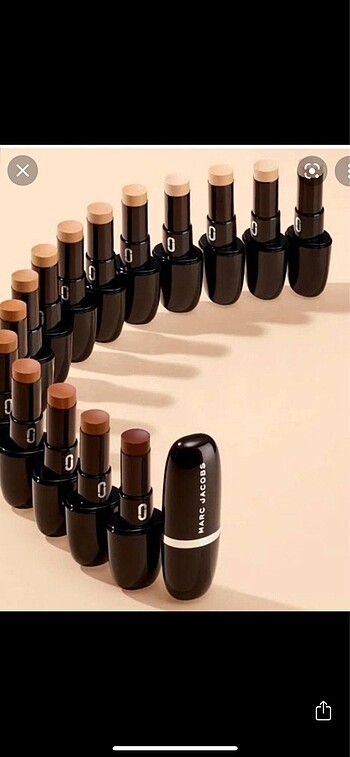 Beden Marc Jacobs Accomplice Concealer