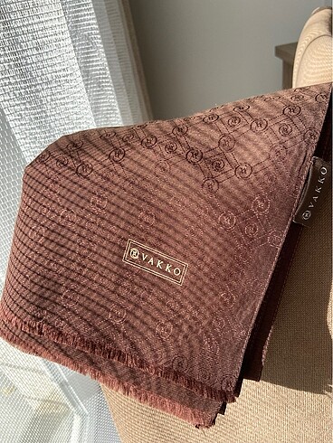 Vakko mini monogram şal