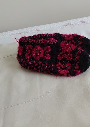 Nakışlı Pembe Örgü patik - Görsel 3