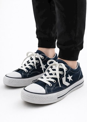 Converse 36,5