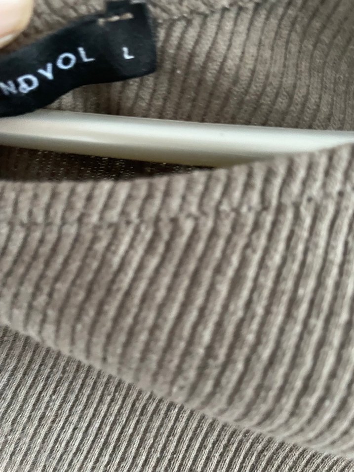 Bej Uzun Kollu Fit Kesim Bluz - Görsel 2