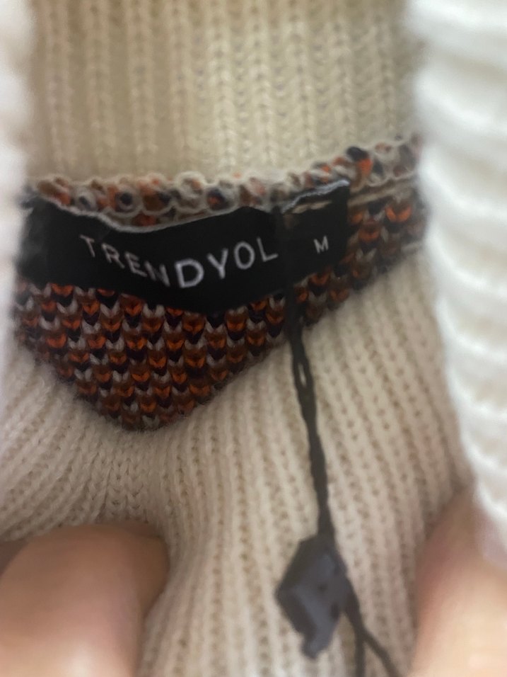 Kadın Kahverengi Batik Desenli Triko Boğazlı Kazak - Görsel 4