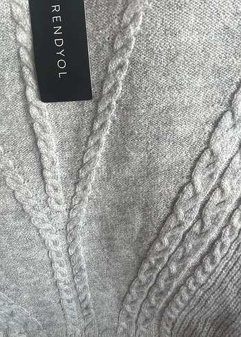 Gri Örgü Kolsuz Midi Kazak - Görsel 4