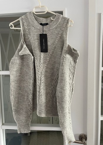 Gri Örgü Kolsuz Midi Kazak - Görsel 2