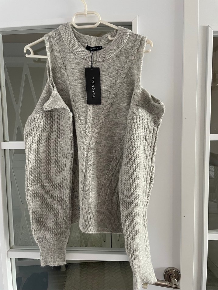 Gri Örgü Kolsuz Midi Kazak - Görsel 2