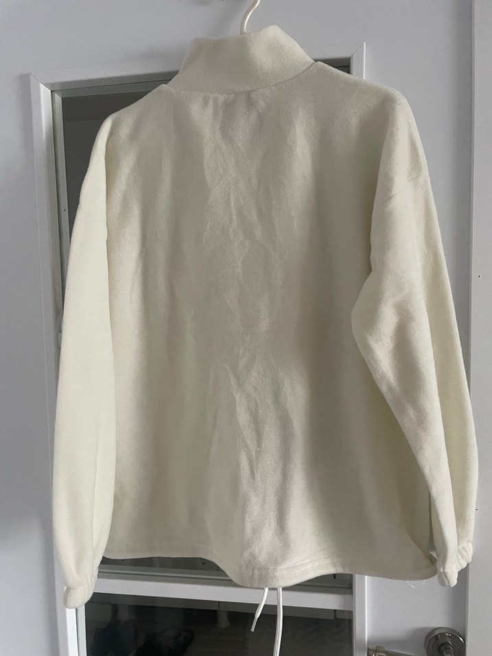 Kadın Beyaz Yarım Fermuarlı Sweatshirt - Görsel 3