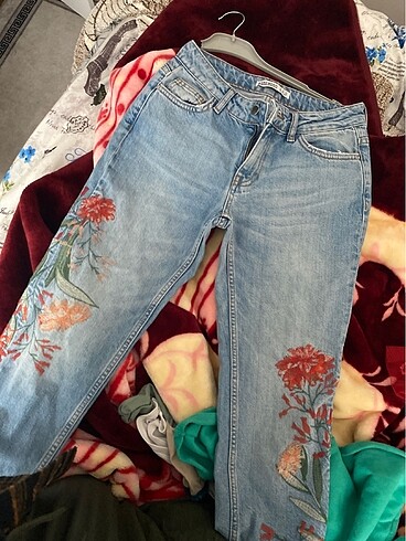 32 Beden mavi Renk Zara çiçek desenli pantolon