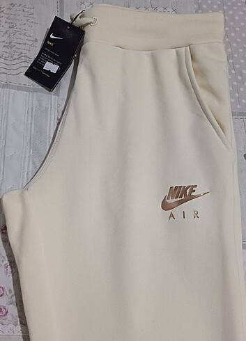 l Beden ten rengi Renk Nike 