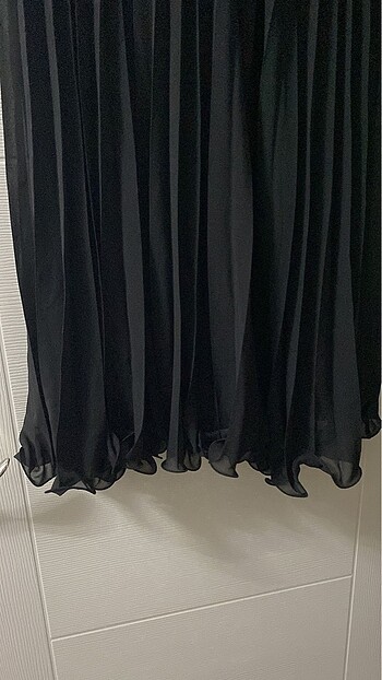 m Beden siyah Renk Hm piliseli etek