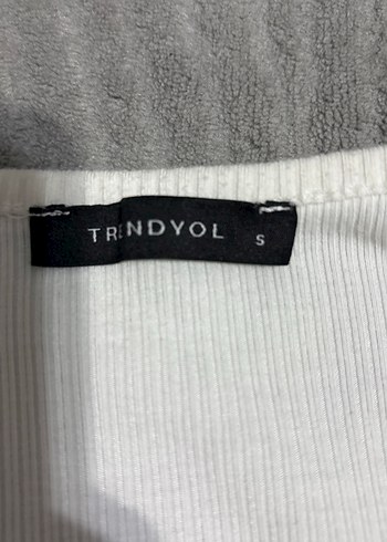 Beyaz Kısa Kollu  Bluz - Görsel 4