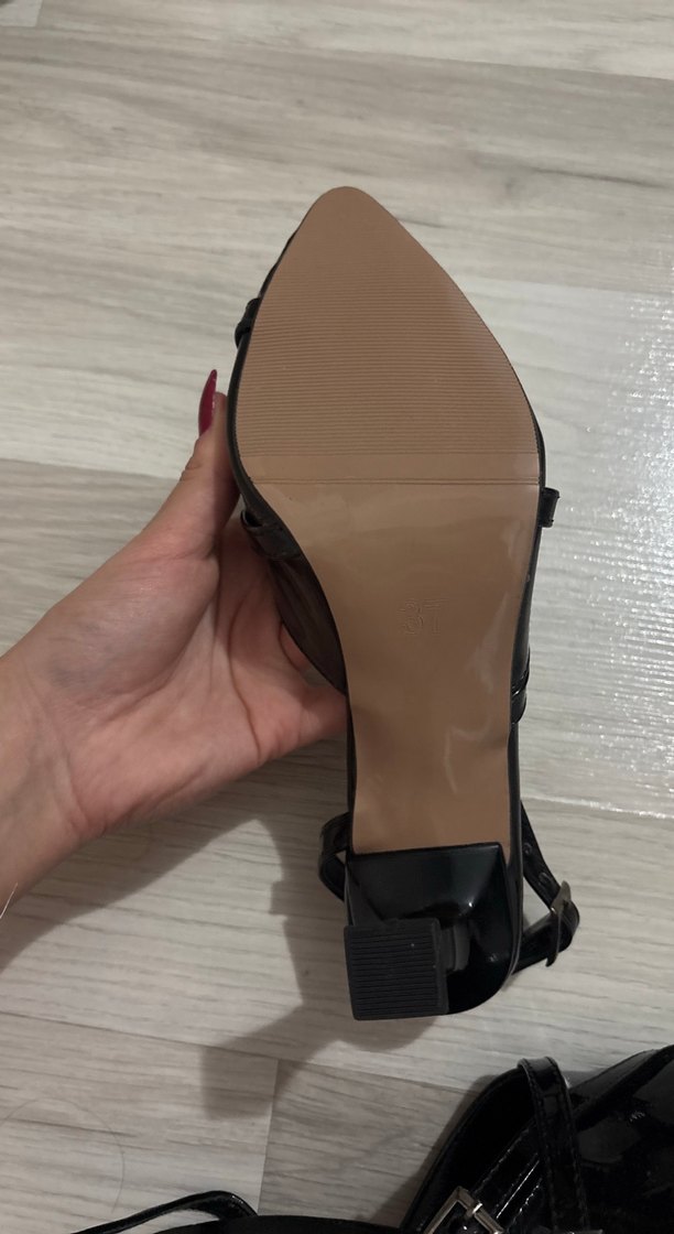 Siyah Deri Tokalı Topuklu Kadın Ayakkabı - Görsel 5