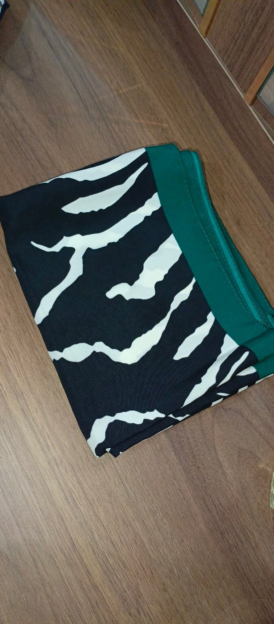 zebra şal - Görsel 2